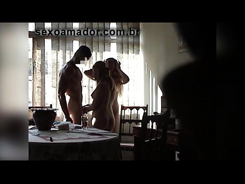 ❤️ Prietenii sexuali invită un bărbat uriaș și o partidă în trei cu el ️❌ at ro.dreamlandpassionjourney.ru ﹏