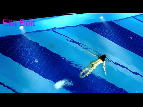 ❤️ Nu mă pot opri din privit, tânără blondă surprinsă înotând goală în piscina stațiunii ELLA BOLT ️❌ at ro.dreamlandpassionjourney.ru ﹏
