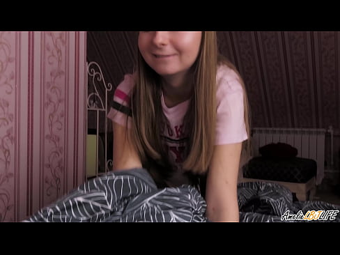 ❤️ Blondina îi suge adânc prietenei ei și primește spermă în gură ️❌  at ro.dreamlandpassionjourney.ru ﹏